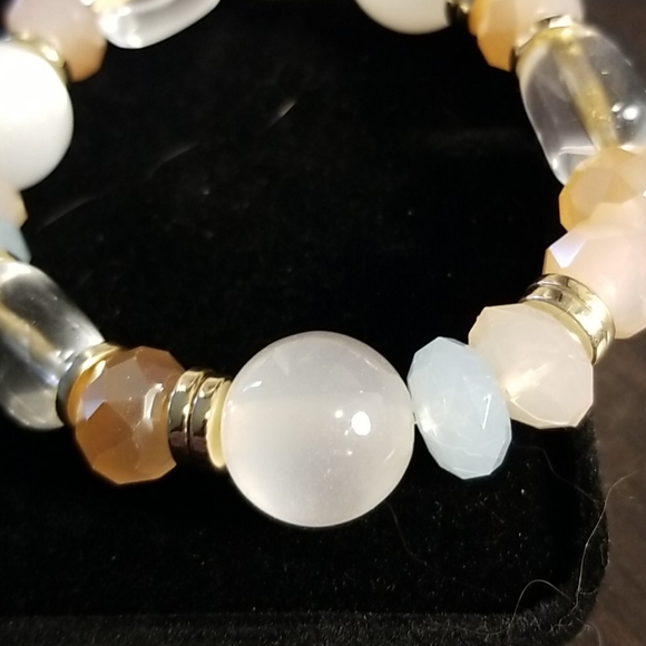 Chunky Light Blue and Pink Beaded Bracelet - Picture 2 of 2